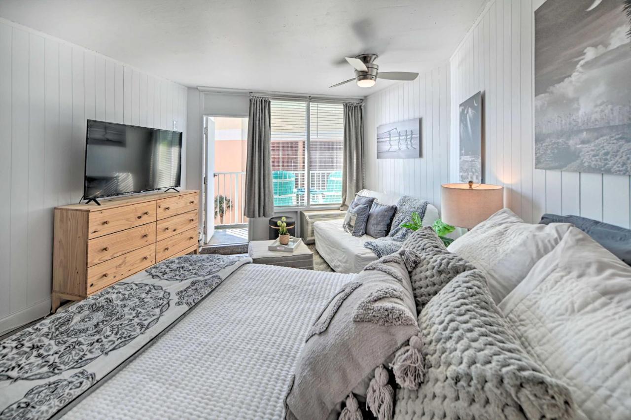 Beachfront Condo In Myrtle Beach With Pool Access Екстериор снимка