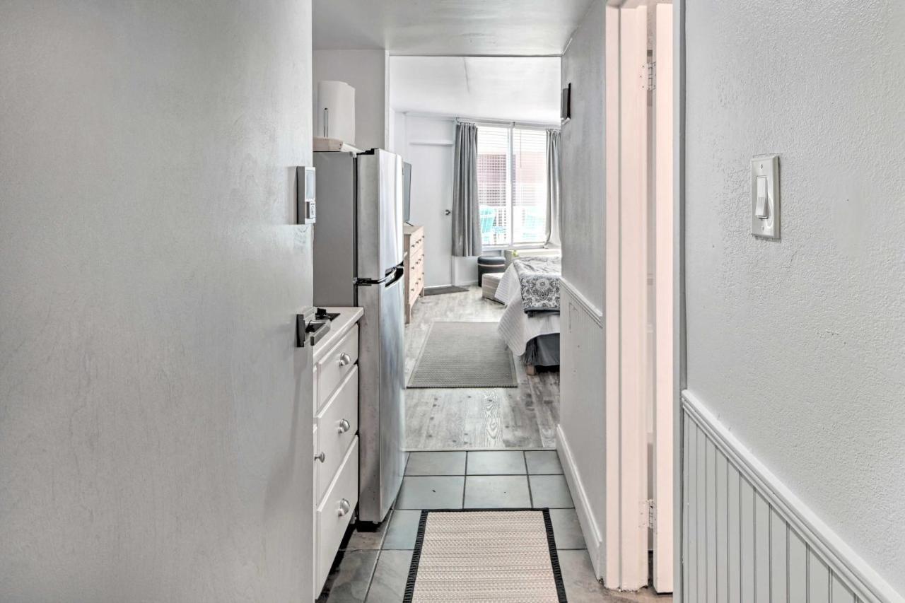Beachfront Condo In Myrtle Beach With Pool Access Екстериор снимка