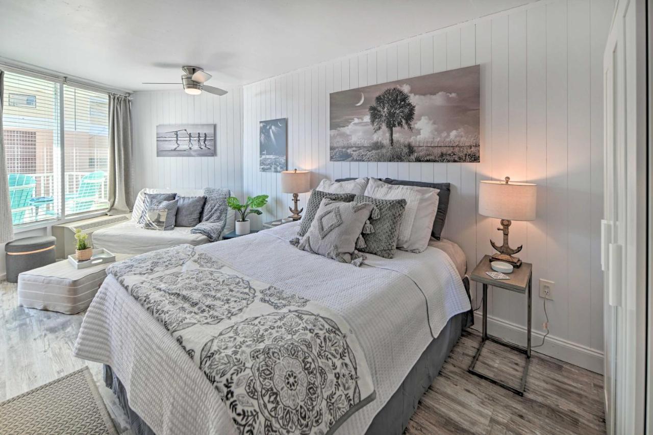 Beachfront Condo In Myrtle Beach With Pool Access Екстериор снимка